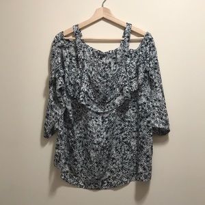 NYDJ Flowy Cold Shoulder Top Women’s L